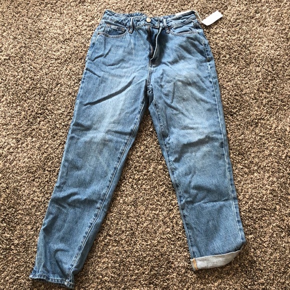 PacSun Mom Jeans - Size 28 - Picture 2 of 3
